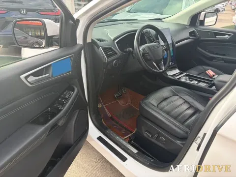 2020 Ford Edge 2