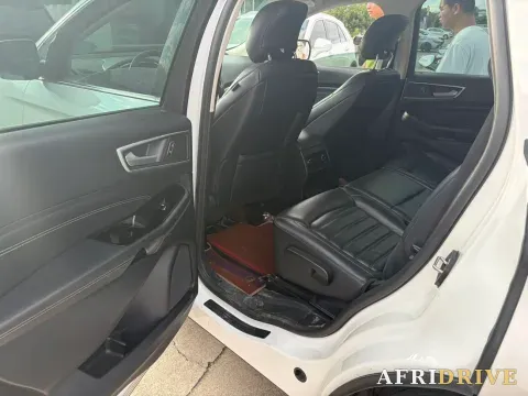 2020 Ford Edge 3