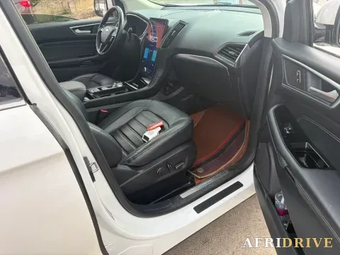2020 Ford Edge 5