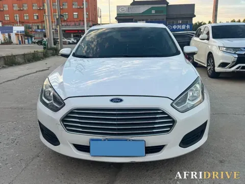 2019 Ford Escort 2