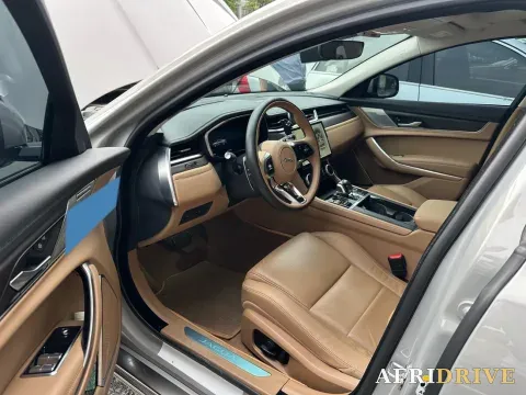 2024 Jaguar XFL 5