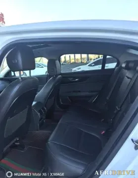 2022 Jaguar XEL 5