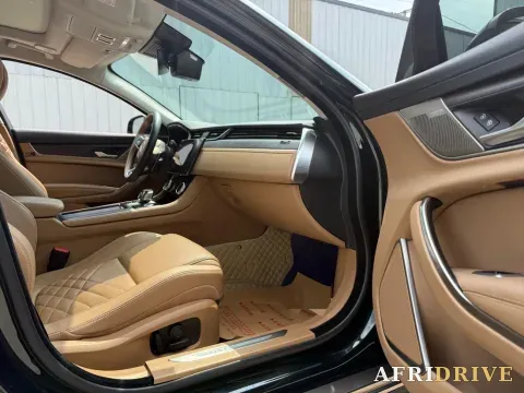 2023 Jaguar XFL 6