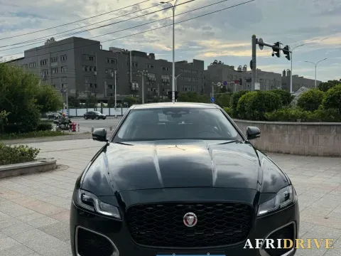 2025 Jaguar XFL 3
