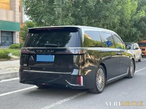 2025 Voyah Dream 6