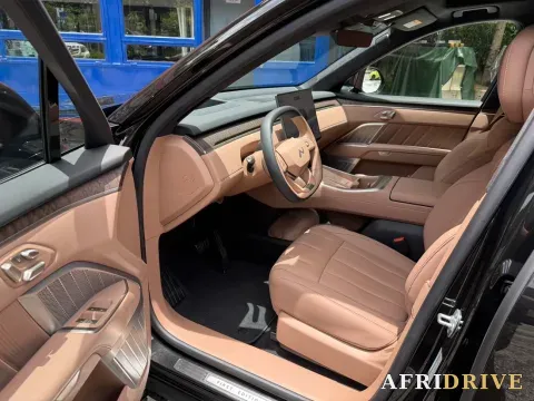 2025 ONVO L90 8