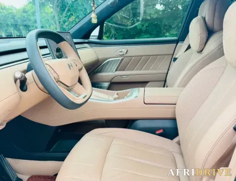 2025 ONVO L90 10