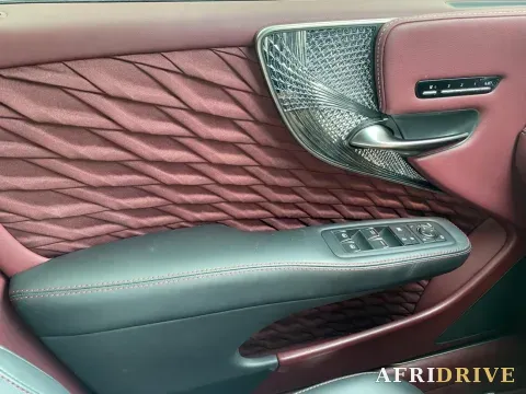 2021 Lexus LS 6