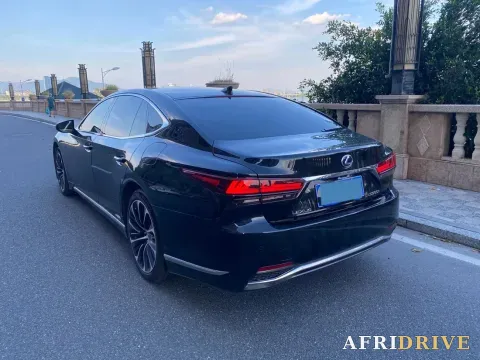 2021 Lexus LS 8