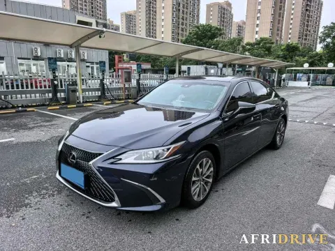 2022 Lexus ES