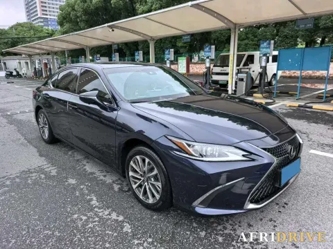 2022 Lexus ES 3