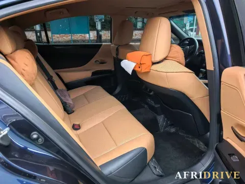 2022 Lexus ES 6