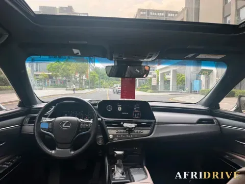 2021 Lexus ES 6
