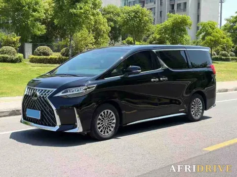 2020 Lexus LM