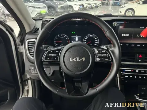 2021 Kia KX3 7