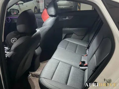 2021 Kia K3 7