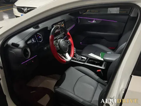 2021 Kia K3 8
