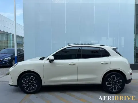 2026 Isuzu RE-MAX Jim 3