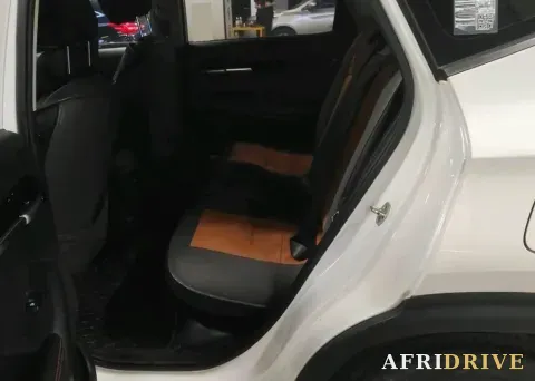 2021 Kia KX3 5