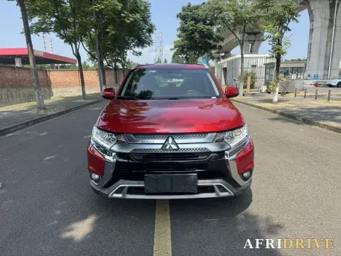 2019 Mitsubishi Outlander 2