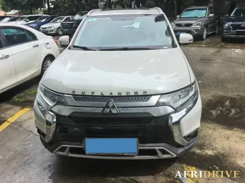 2019 Mitsubishi Outlander 8