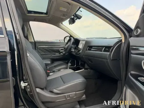 2019 Mitsubishi Outlander 7