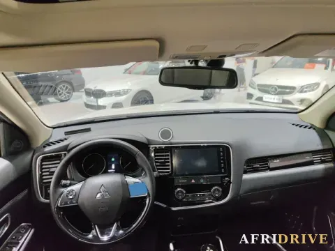 2021 Mitsubishi Outlander 3