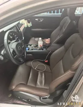 2022 Volvo S60 14
