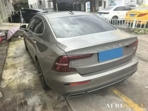 2022 Volvo S60 5