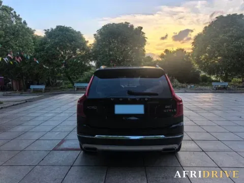 2021 Volvo XC90 8