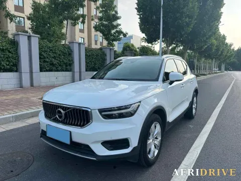 2021 Volvo XC40