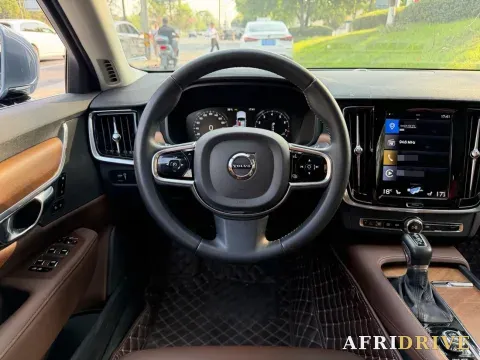 2020 Volvo S90 8
