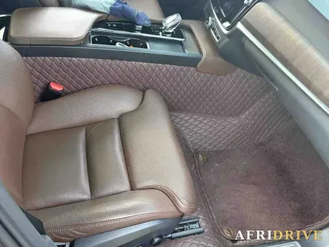 2024 Volvo S90 4