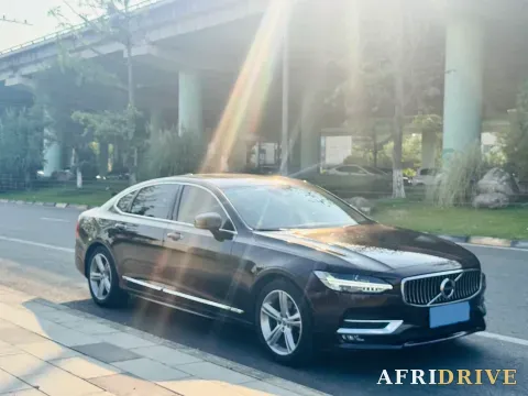 2020 Volvo S90 3