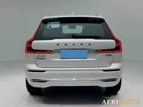 2026 Volvo XC60 8
