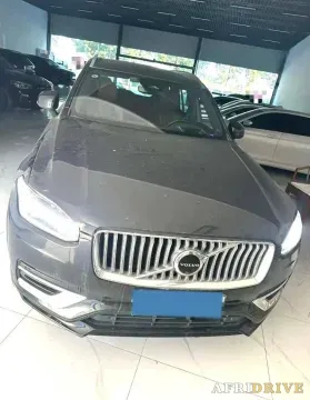 2023 Volvo XC90 PHEV 2