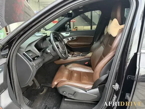 2021 Volvo XC90 2