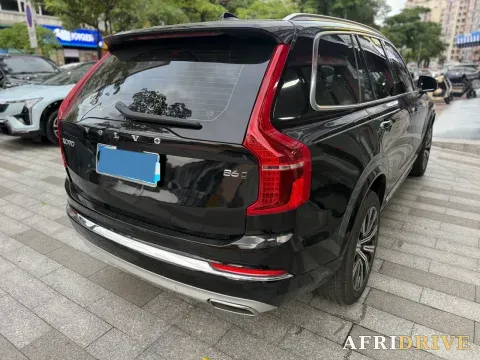 2021 Volvo XC90 4