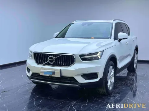 2021 Volvo XC40
