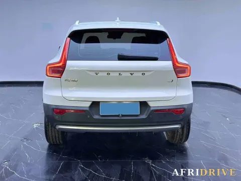 2021 Volvo XC40 5
