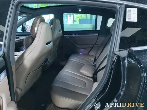 2025 Luxeed R7 5