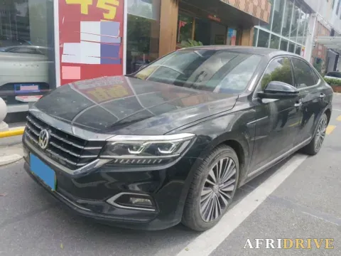 2019 Volvo V40