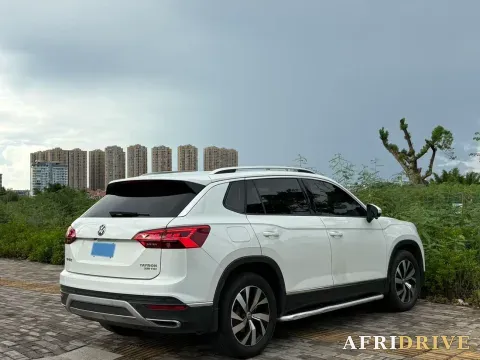 2019 Jeep Cherokee 4
