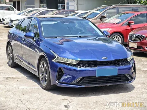 2020 Kia K5 8