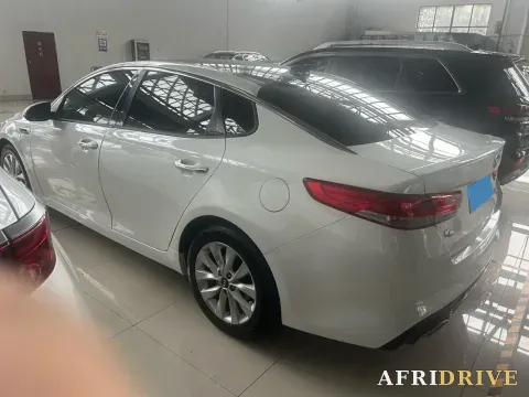 2016 Kia K5 7