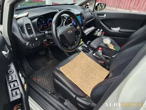 2016 Kia K3 8
