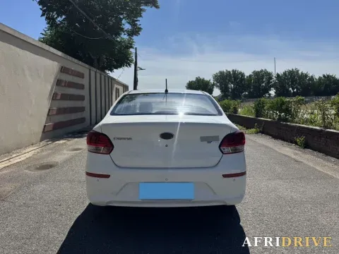 2019 Kia Pegas 5
