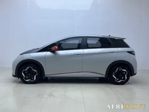 2021 Ford Escort 4