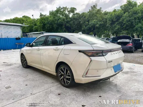 2020 DongFeng Aeolus YiXuan 9