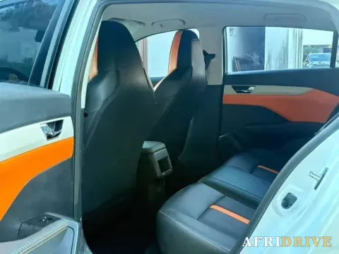 2023 DongFeng Aeolus YiXuan 9